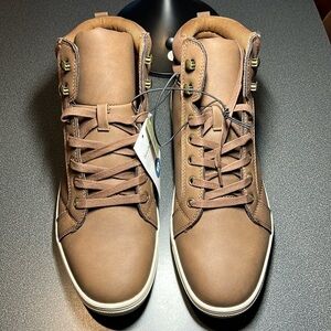 NWT MENS size 12 Goodfellow & Co Brown Boots extra padding for ultimate comfort